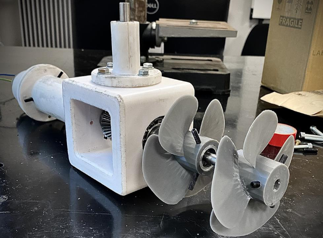 Hélices contrarotatives